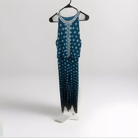 White House Black Market One Piece Women’s Size Medium Turquoise And White NWT - Picture 1 of 11